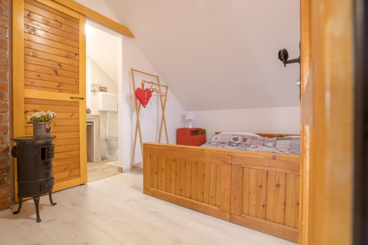 Kuca Za Odmor "Dva Srca" Otel Ceminac Dış mekan fotoğraf